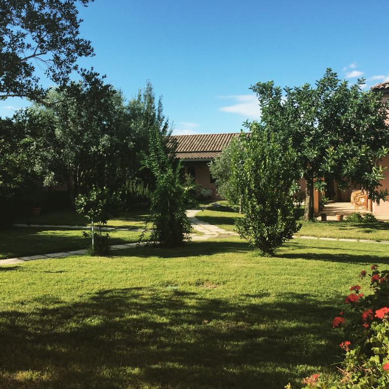 La Corte Dei Rei Aparthotel Castiadas Exteriör bild