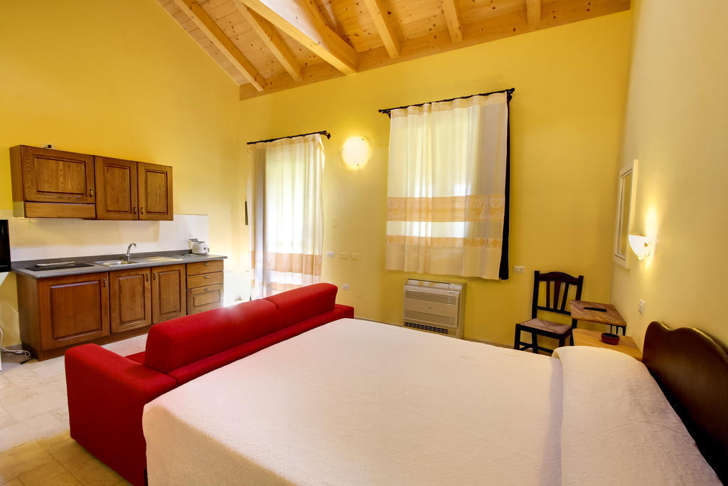 La Corte Dei Rei Aparthotel Castiadas Rum bild