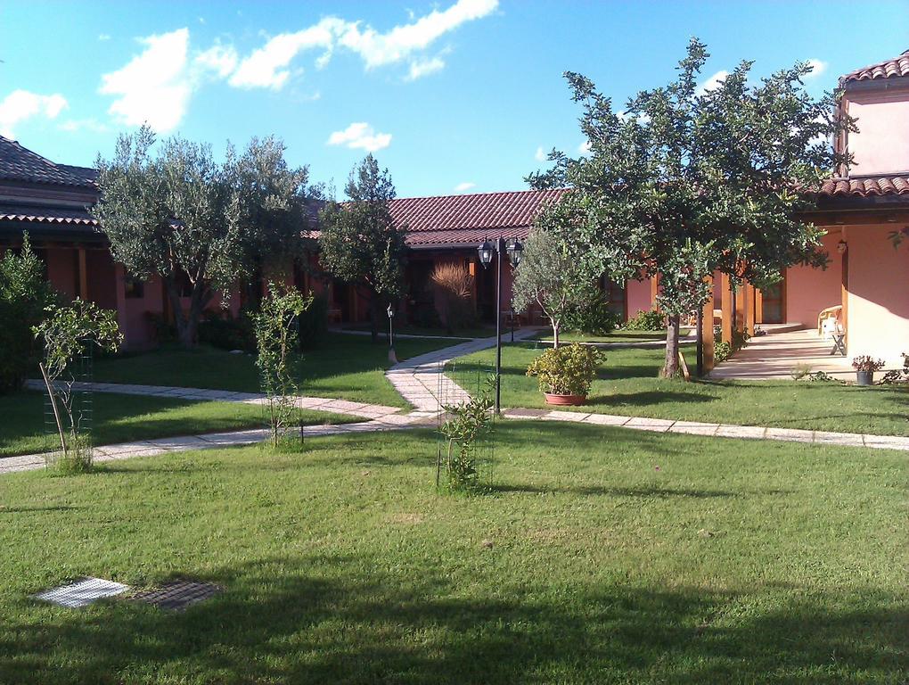 La Corte Dei Rei Aparthotel Castiadas Exteriör bild